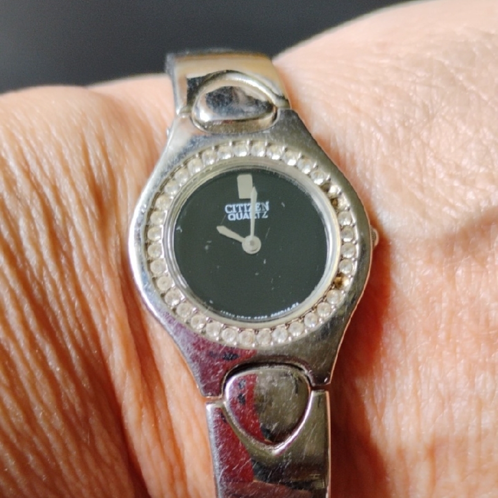 Citizen Silver Smartwatch with Advanced Features
